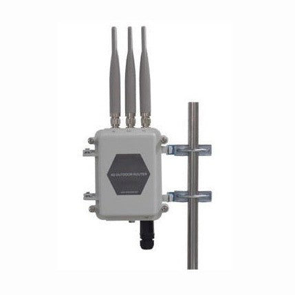 Outdoor 4G router with Waterproof Housing by Wlink